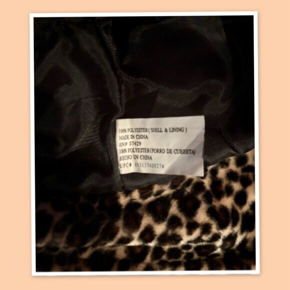 Bucket Hat in Faux Fur Leopard Print - Picture 3 of 3